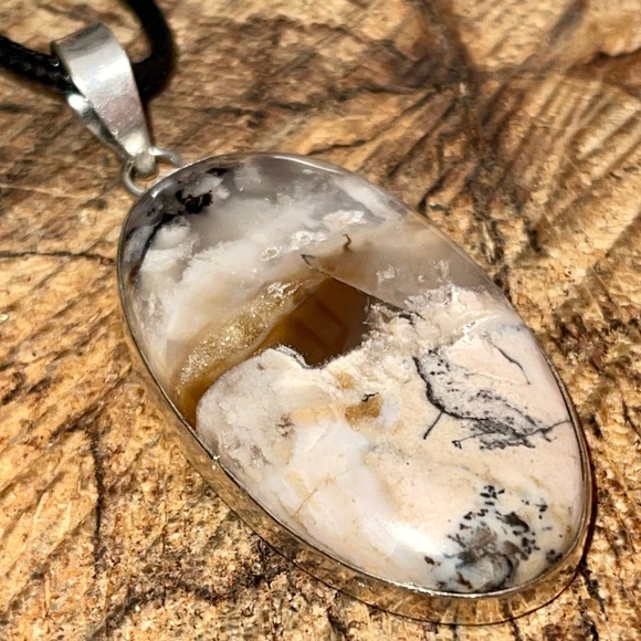Honey Dendritic Opal Pendant - Picture 4 of 14